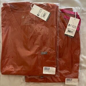 FIGS scrub set NWT